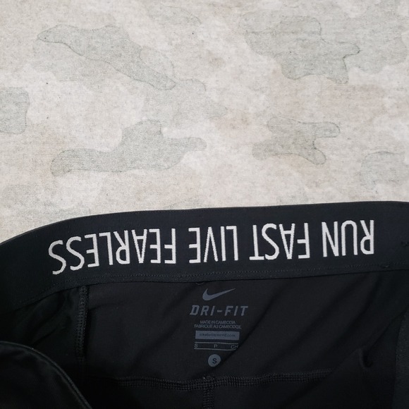 Nike Leggings Womens Small Black Capri Dri-Fit Pull On - Picture 6 of 13